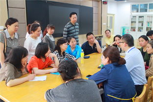 高考沖刺季，為您的心靈護(hù)航——心理健康教育中心為高三家長(zhǎng)提供廣場(chǎng)心理咨詢(xún)服務(wù)